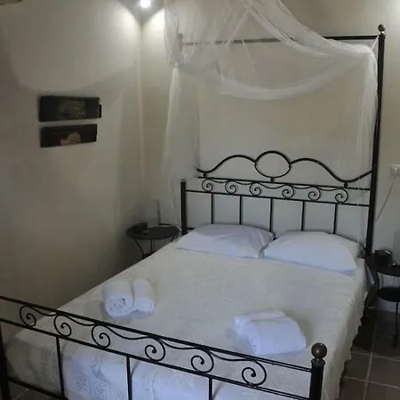 Anemos - Holiday Beach كيراتوكامبوس